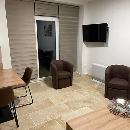 Lepigeonnier De Papy *