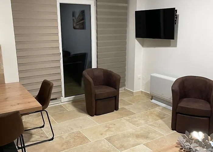 Lepigeonnier De Papy *